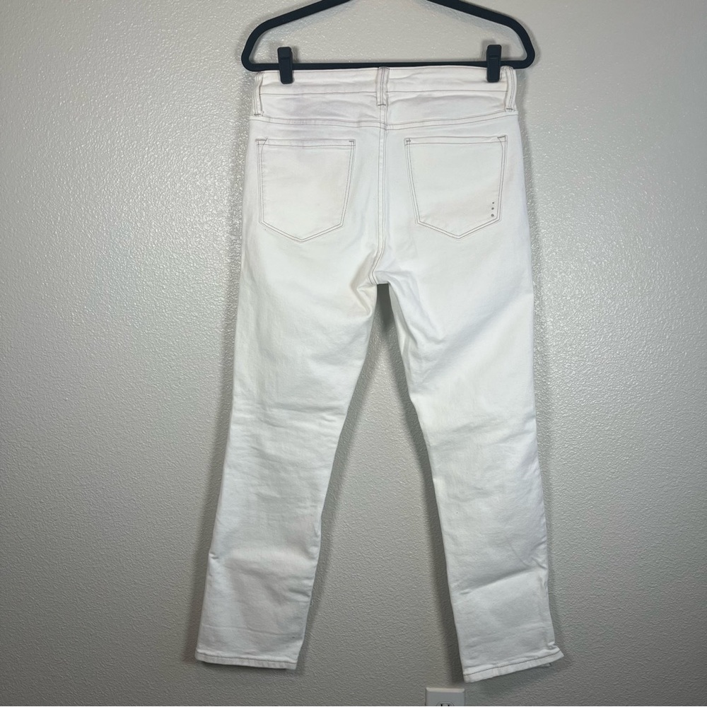 2/$30 - RACHEL Rachel Roy White Distressed Ankle Jeans 10/30 - Picture 6 of 12